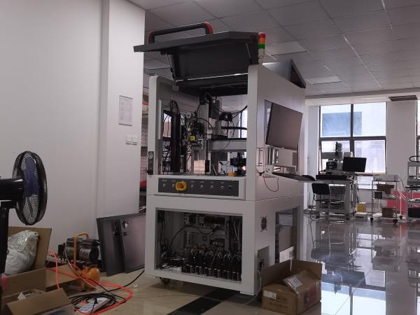 雙X雙Y雙工位點(diǎn)錫膏送絲焊接機(jī)圖片 雙X雙Y雙工位點(diǎn)錫膏送絲焊接機(jī)圖片